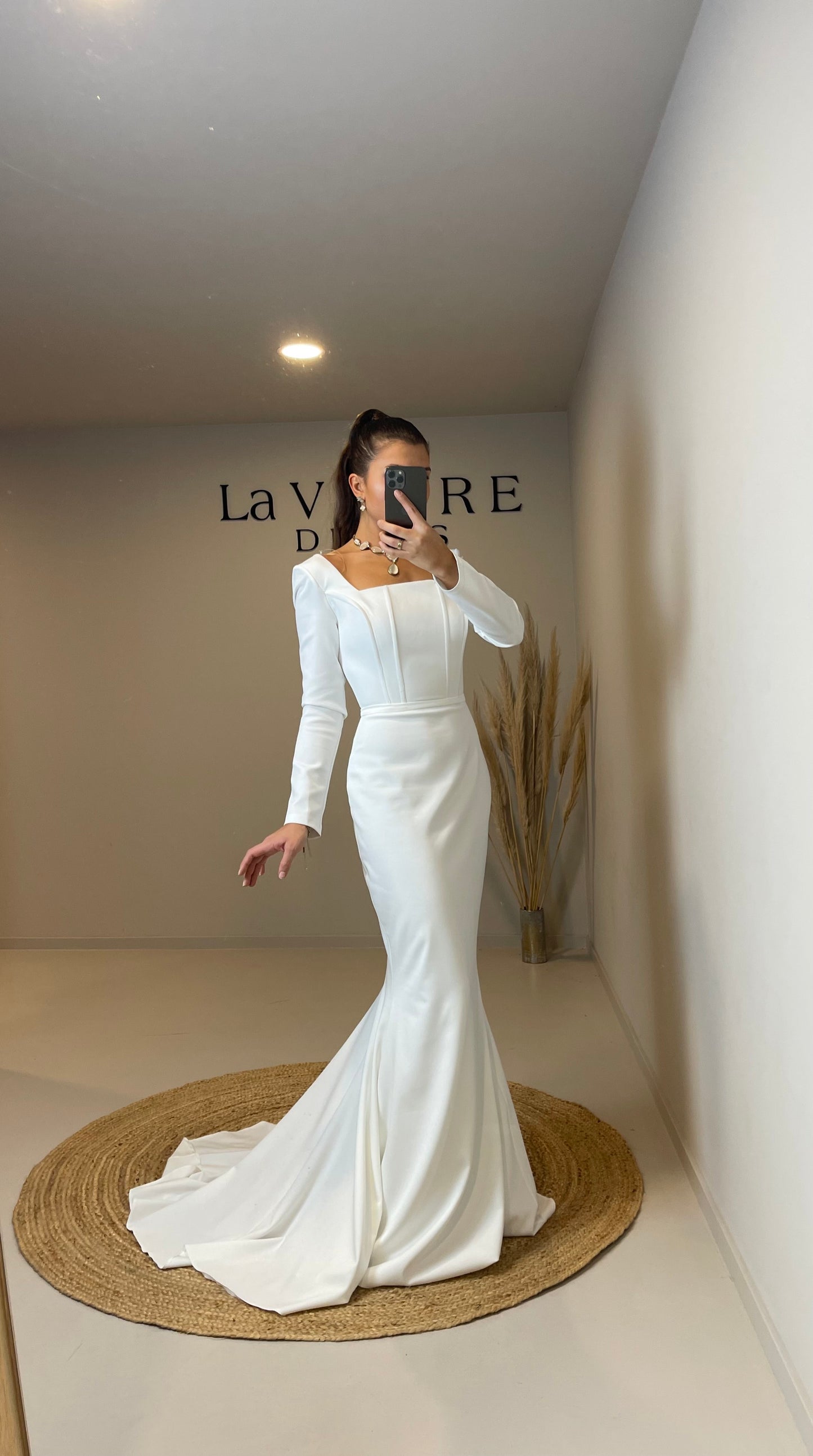 MEYRA DRESS