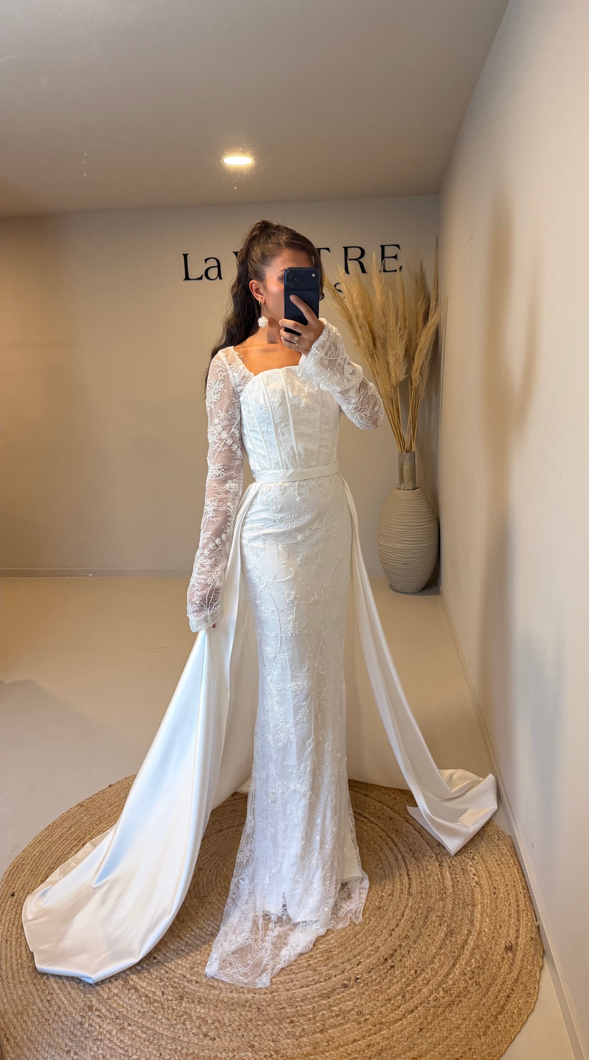 NOVA DRESS